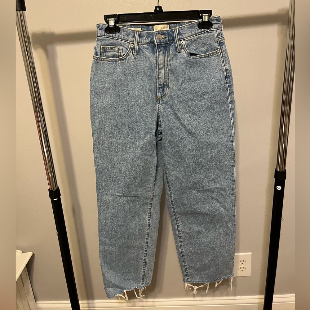 Universal Thread Straight Leg Jeans size 27